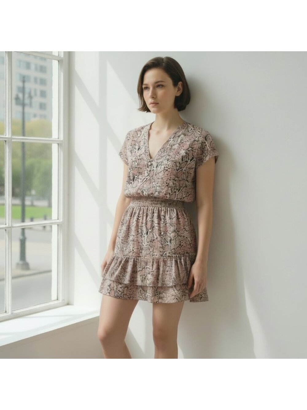 Rails Karla Watercolor Snake Print Mini Dress Pink Beige Boho Ruffle V-neck Sz S